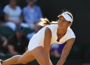 莎拉波娃爆冷击败RNG，出色防守引爆全场！的简单介绍