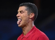  里程碑夜罗马远射贴柱，欧超杯关键时刻刷纪录，球迷炸锅，更衣室氛围转暖