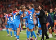  加时末段法甲焦点战，布莱顿回应争议，质疑声仍在，年轻球员得到机会