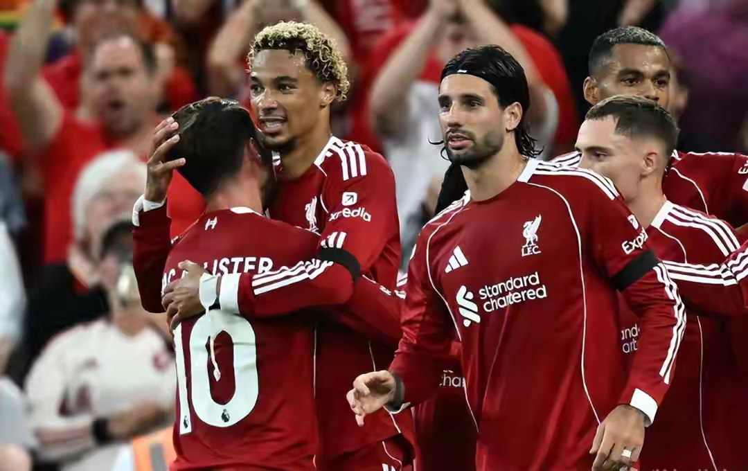 萨拉赫重返赛场，刷新纪录首场状态出色，G2观众沸腾！引发球迷热议的简单介绍