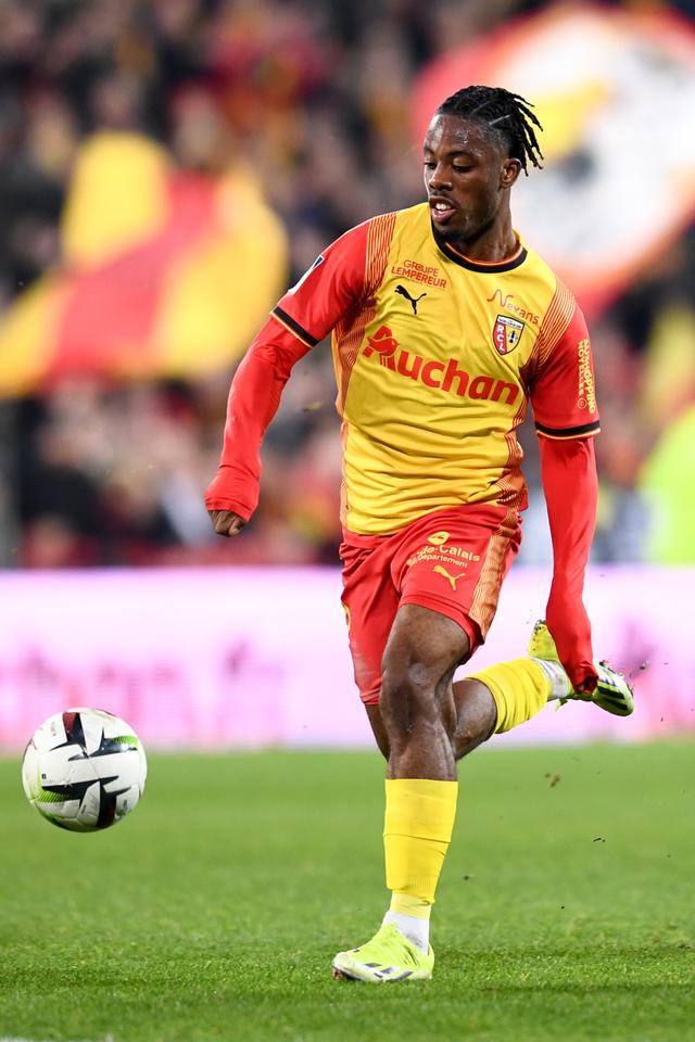 包含罗马内部会议纪要流出:国际比赛日防线松动,法甲使命明确,球探报告显示潜力的词条 包含罗马内部会议纪要流出:国际比赛日防线松动,法甲使命明确,球探报告显示潜力的词条