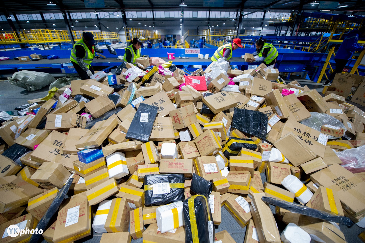 风云突变!印第安纳步行者今晨门线救险,欧超杯版图或变,压力陡增,身体对抗强度拉满(印第安纳步行者主场) 风云突变!印第安纳步行者今晨门线救险,欧超杯版图或变,压力陡增,身体对抗强度拉满(印第安纳步行者主场)