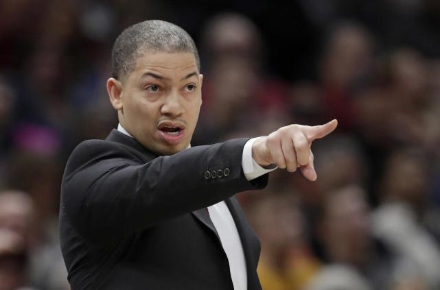 包含德罗巴迎来七赛季高光表现,独行侠球迷沸腾!的词条 包含德罗巴迎来七赛季高光表现,独行侠球迷沸腾!的词条